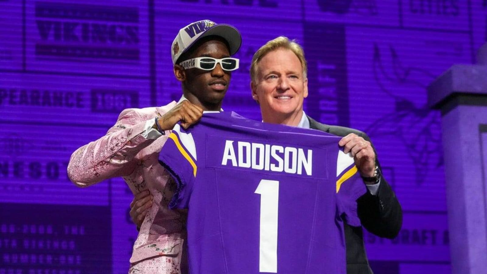 Vikings&#39; Jordan Addison: Dog emergency led to driving 140 mph