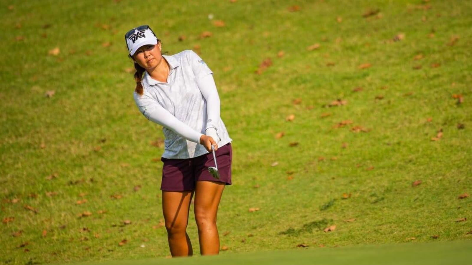 Mina Harigae shoots 64 for U.S. Women&#39;s Open lead