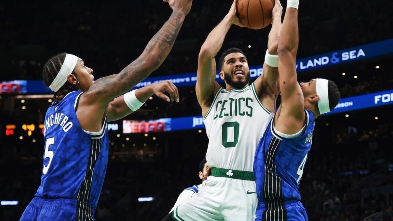 NBA roundup: Celtics tackle Magic, improve to 14-0 at home