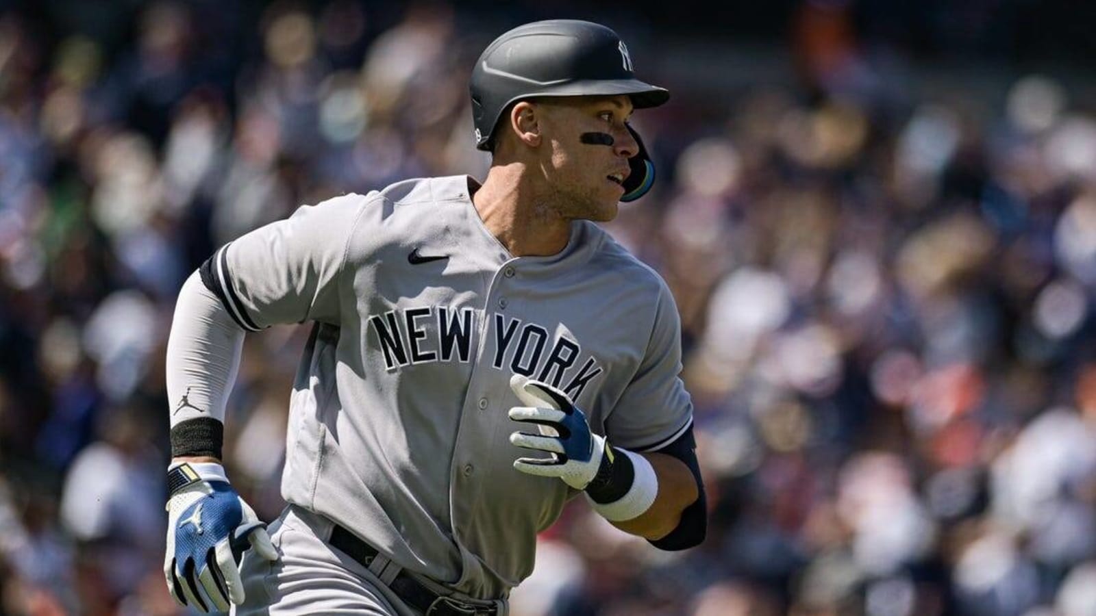 Aaron Judge hits two HRs as Yankees beat Orioles