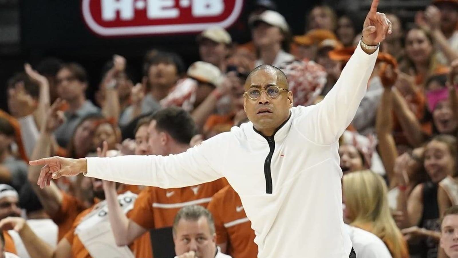Big 12 trio among 10 Naismith Coach of the Year finalists