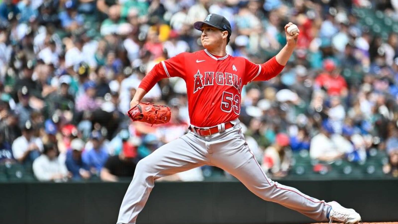 Angels recall RHP Janson Junk, option LHP Kenny Rosenberg