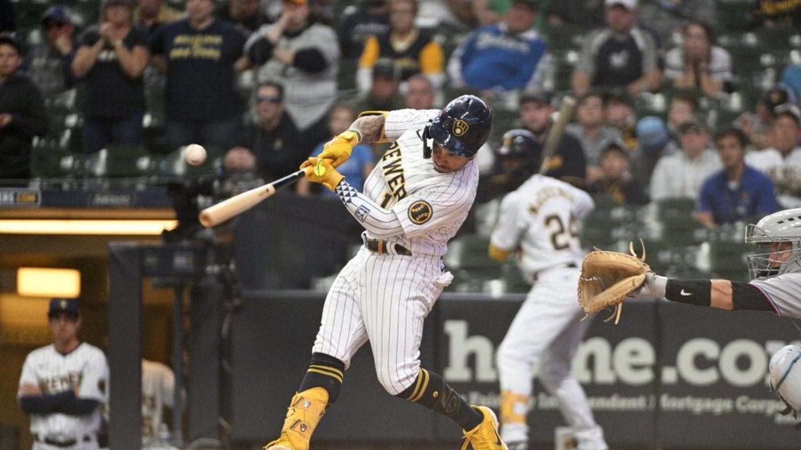 Reds news: Former outfielder Jesse Winker traded to Brewers