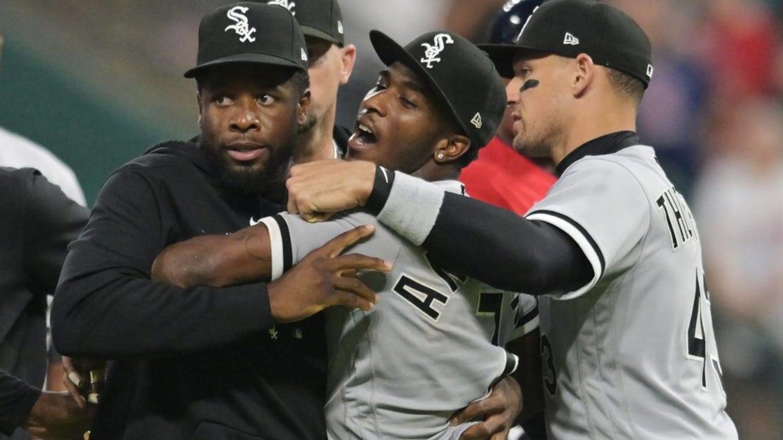 White Sox SS Tim Anderson out of lineup, C Seby Zavala to IL