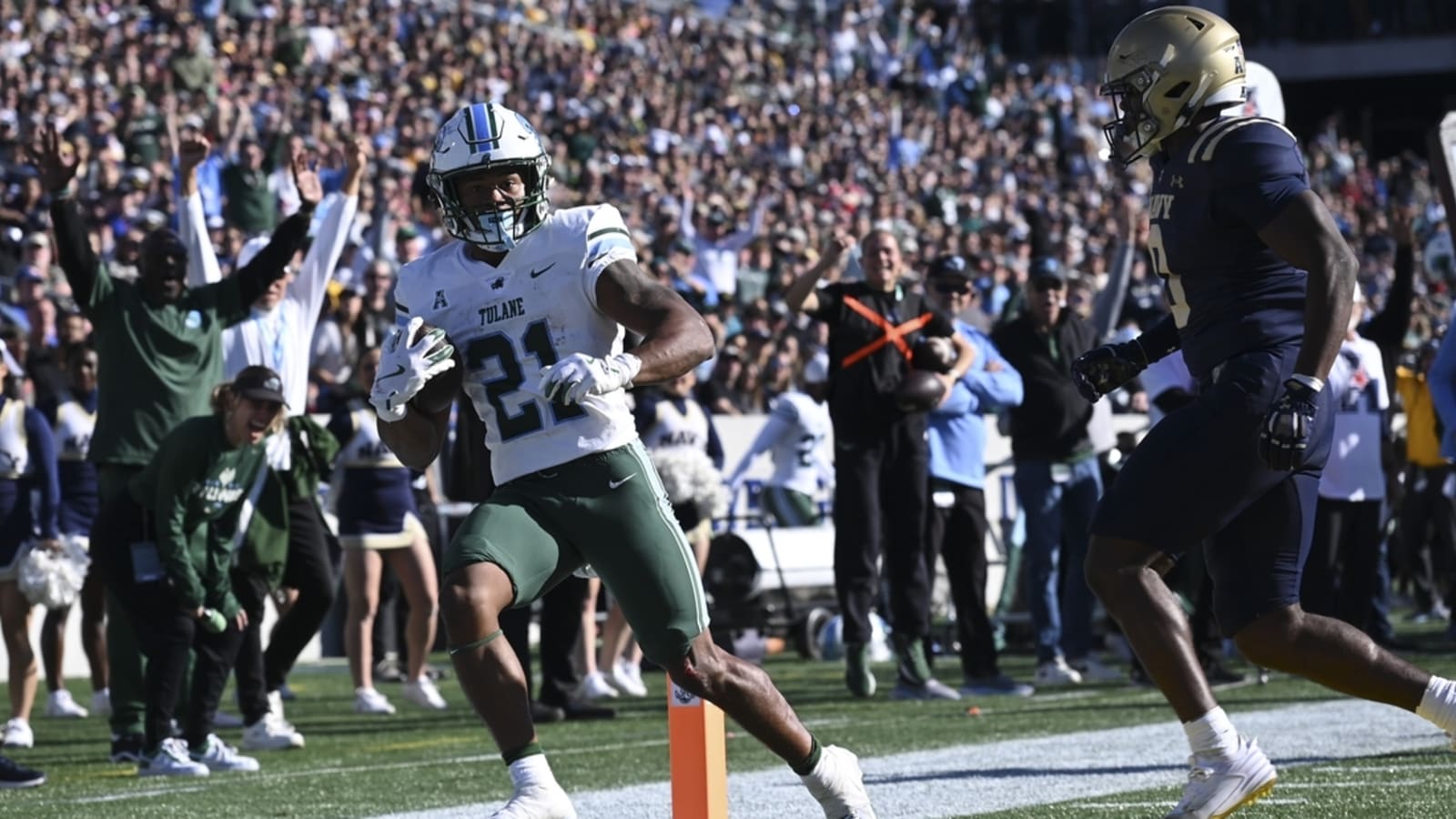 No. 17 Tulane meets Memphis, eyes playoff berth