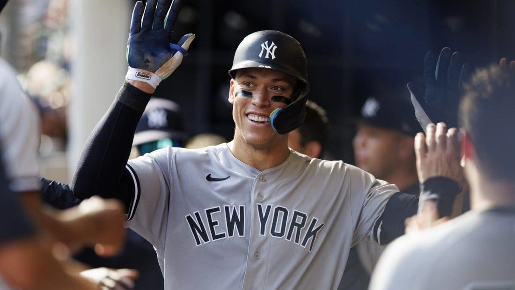 Aaron Judge homers twice vs. Mets as Yankees end losing streak