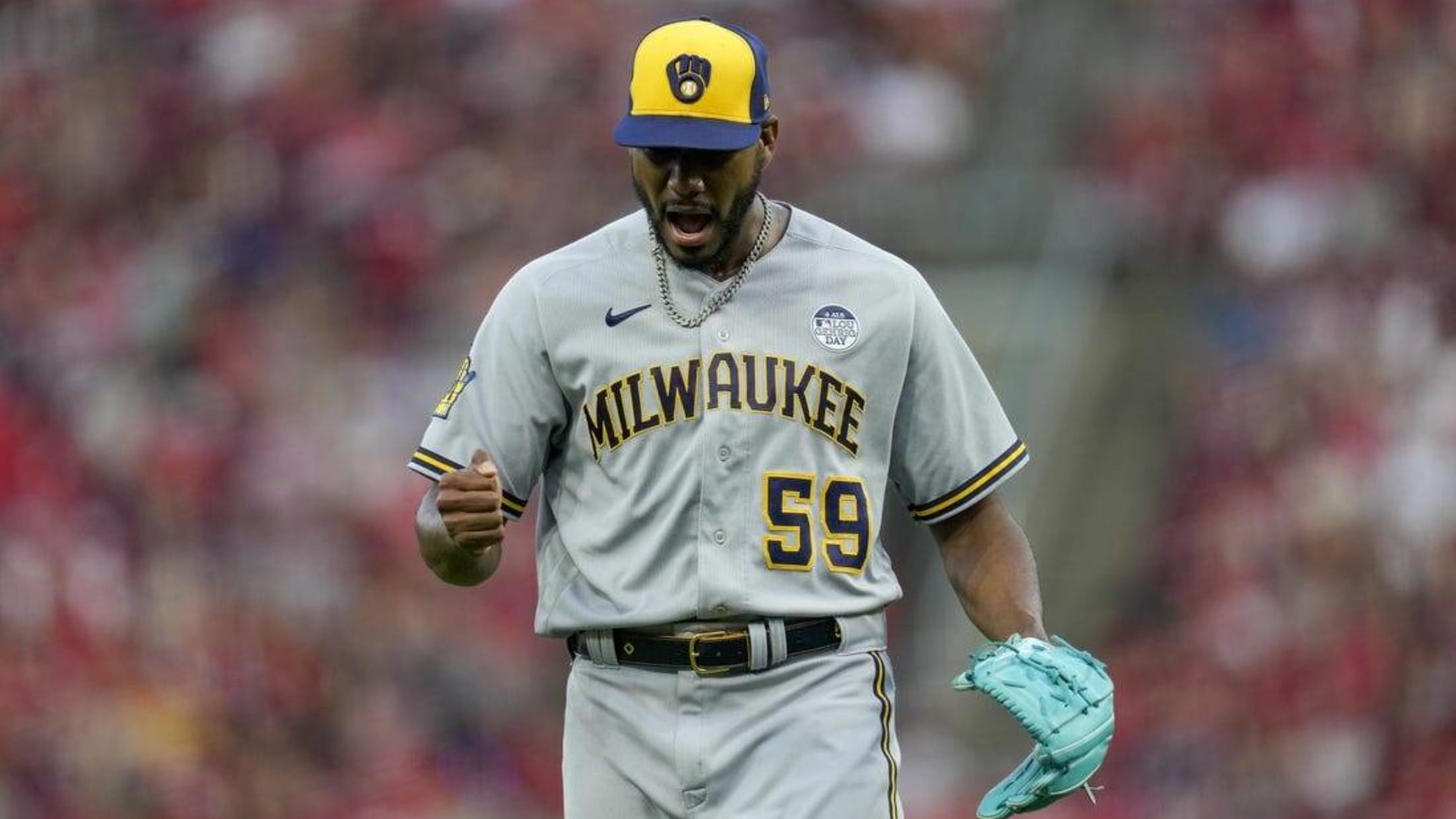 2020 brewers uniforms deals
