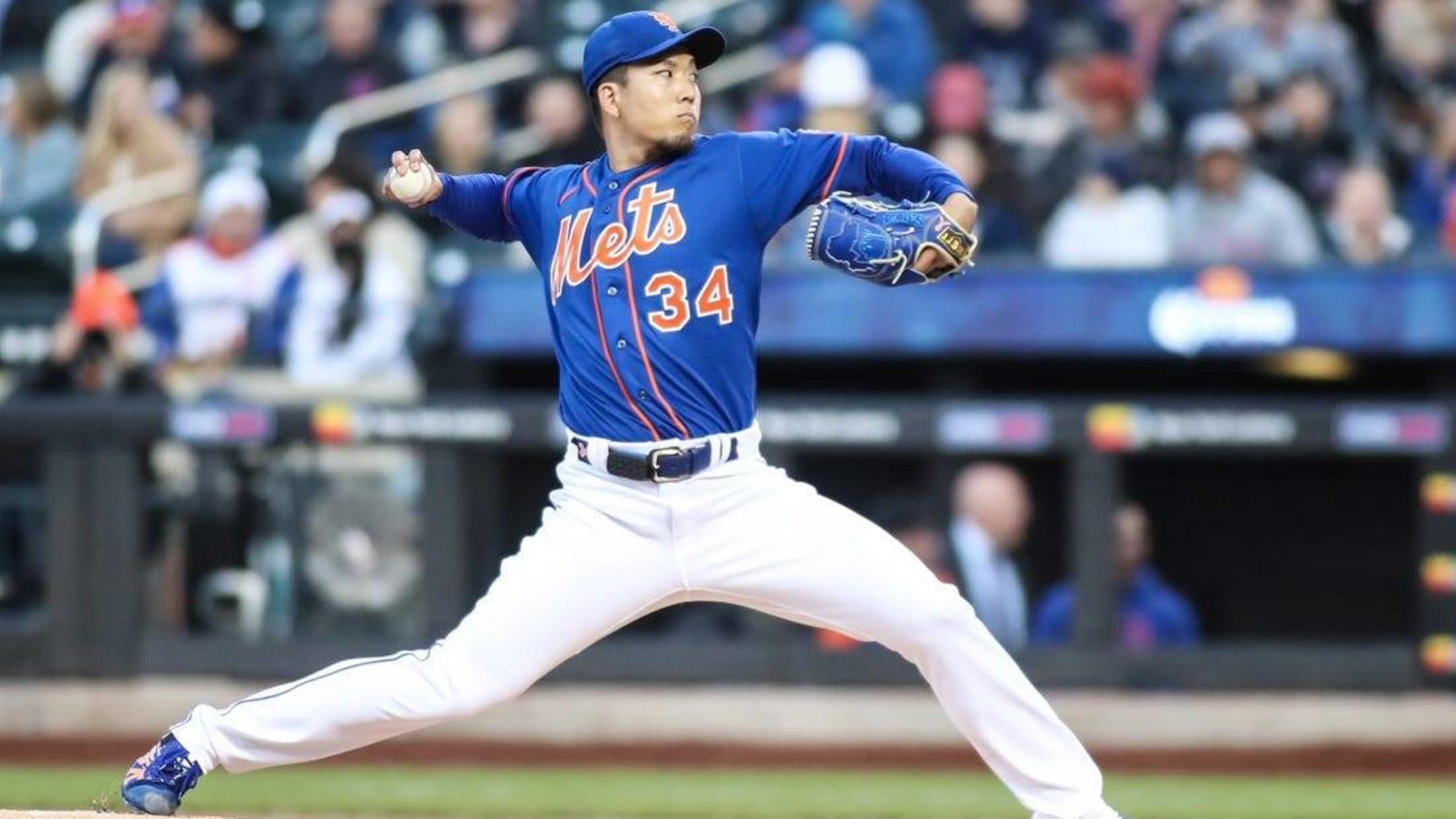 Noah Syndergaard gets first major league win; Mets roll