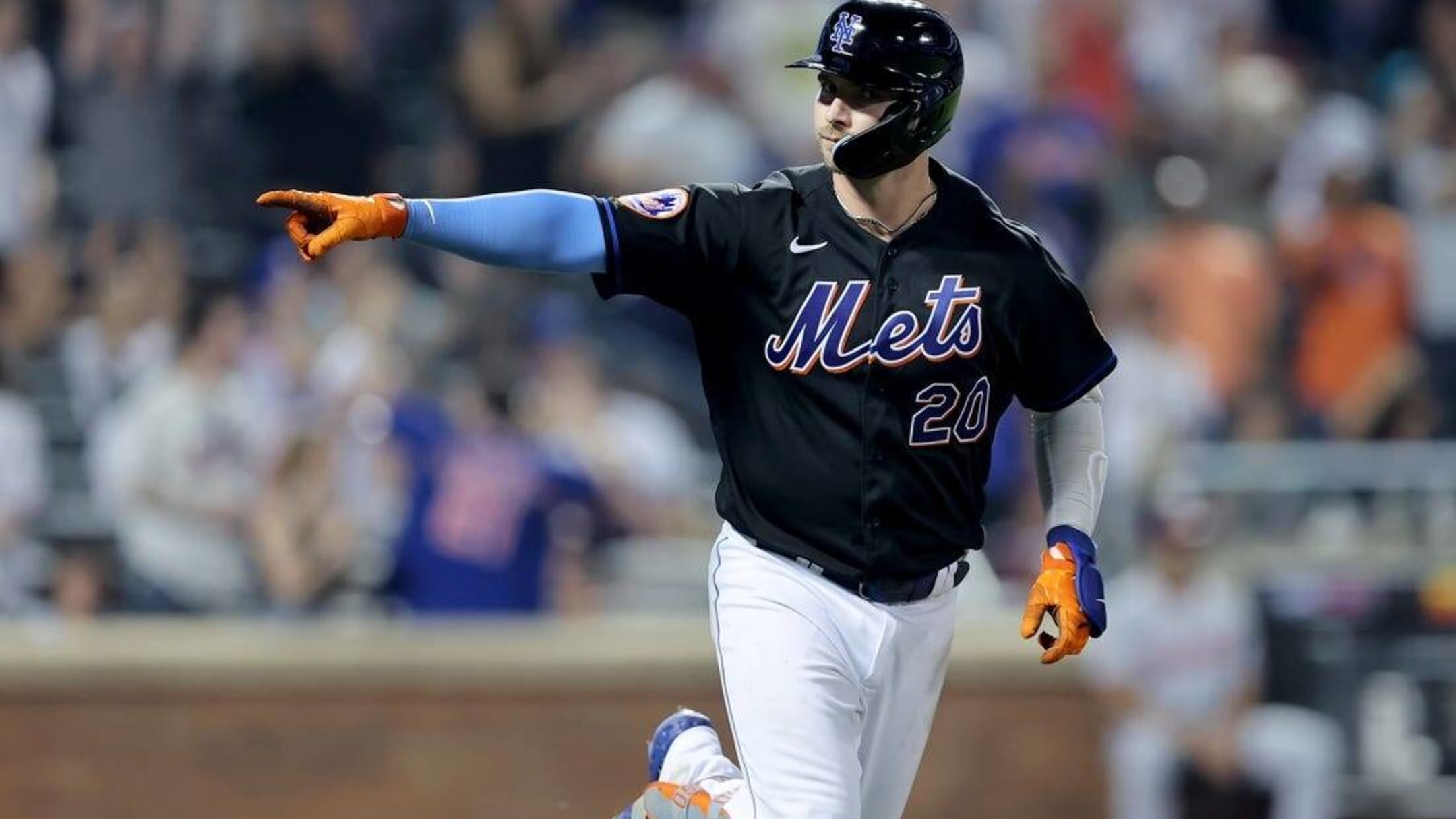 Pete Alonso homers twice to help the Mets beat the Nationals 5-1