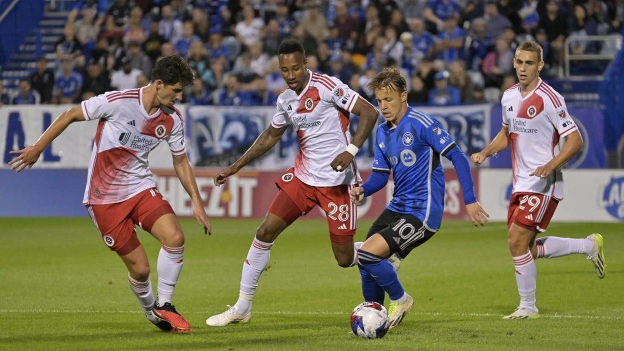 Campbell's late goal sends Montreal past Revolution 1-0