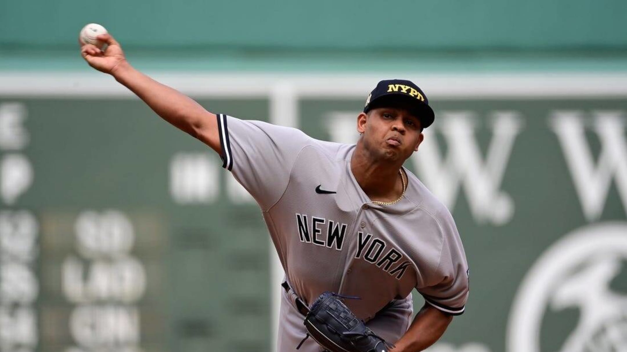 New York Yankees pitcher Clay Holmes throws against the Boston Red