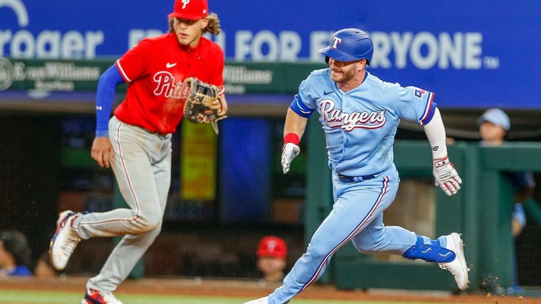 Rangers take a 6-0 lead over the Orioles after Mitch Garver's two