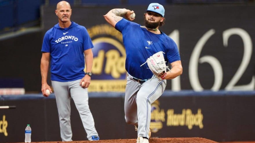 Alek Manoah back in majors as Jays take on Nationals