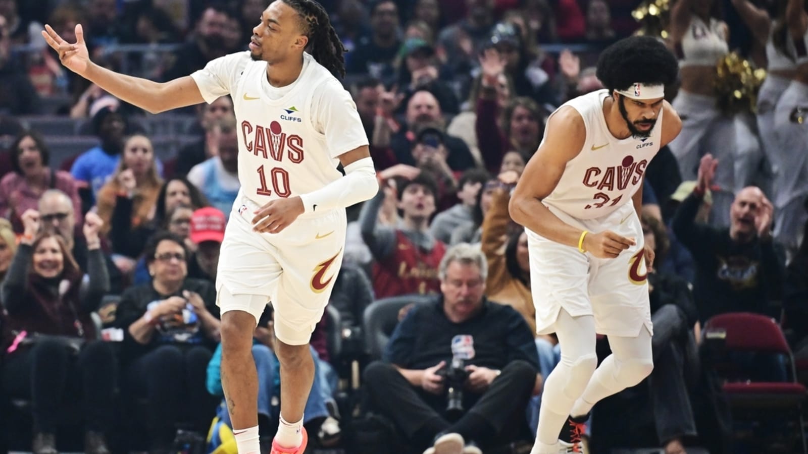 Cavaliers rout Mavericks in aftershock of blockbuster trade