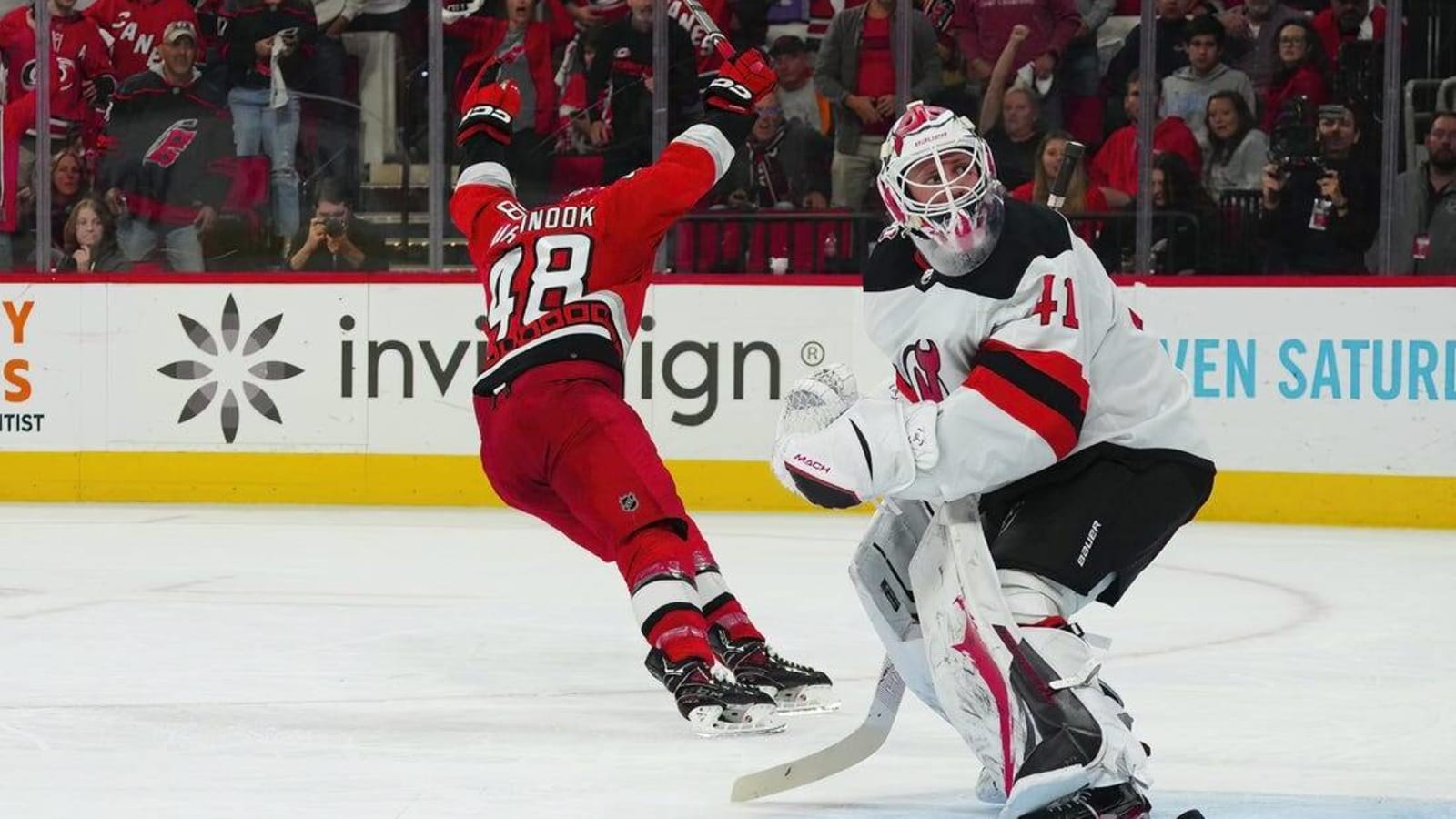 Martin Necas helps Hurricanes take 3-1 series lead vs. Devils