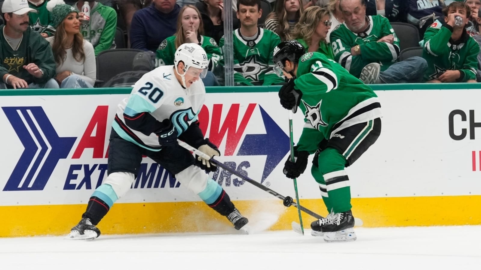 Casey DeSmith shines as Stars blank Kraken