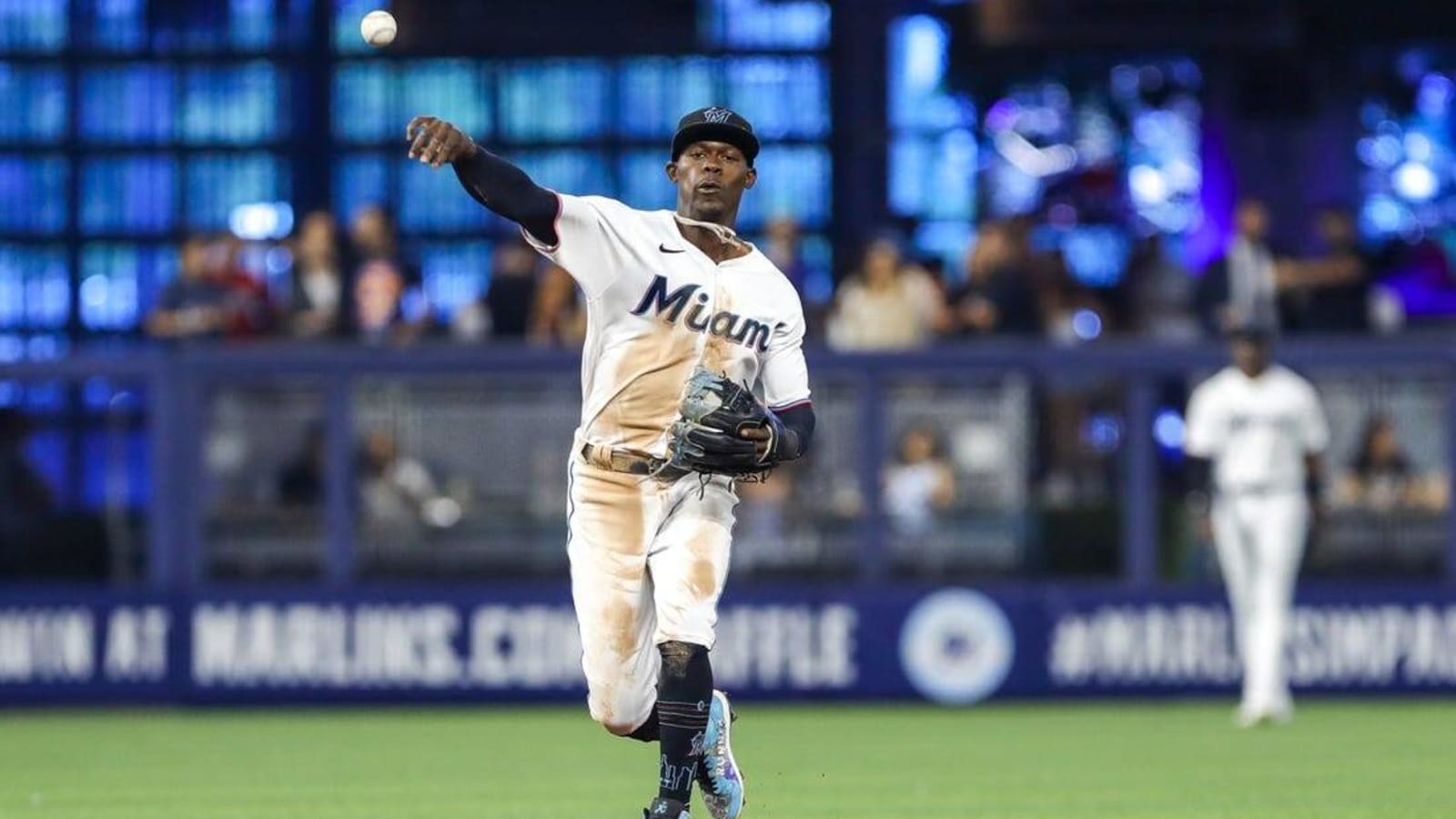 Marlins 2B Jazz Chisholm Jr. leaves in second inning vs. Cardinals