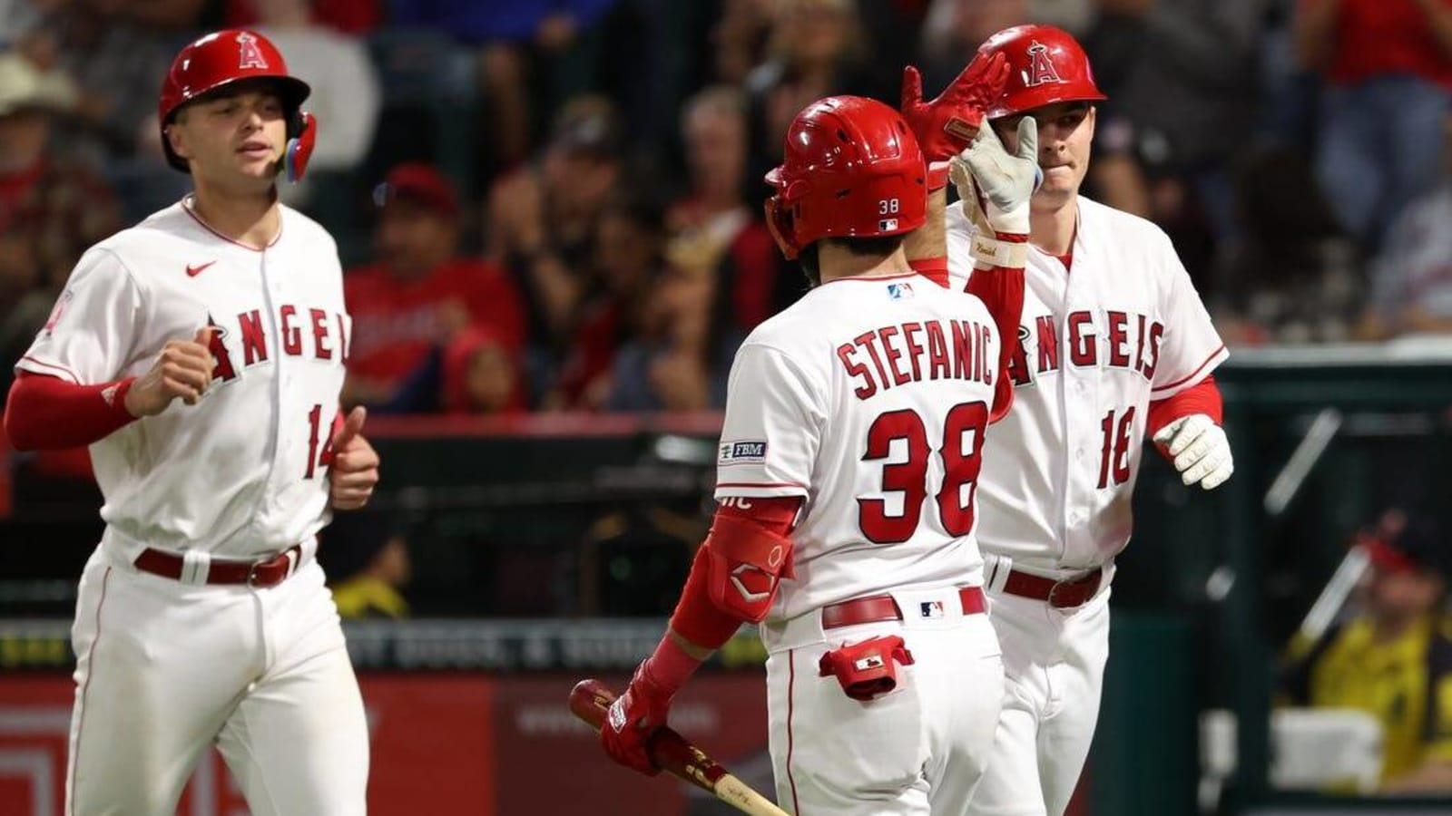 Mickey Moniak, Angels win series opener over A&#39;s