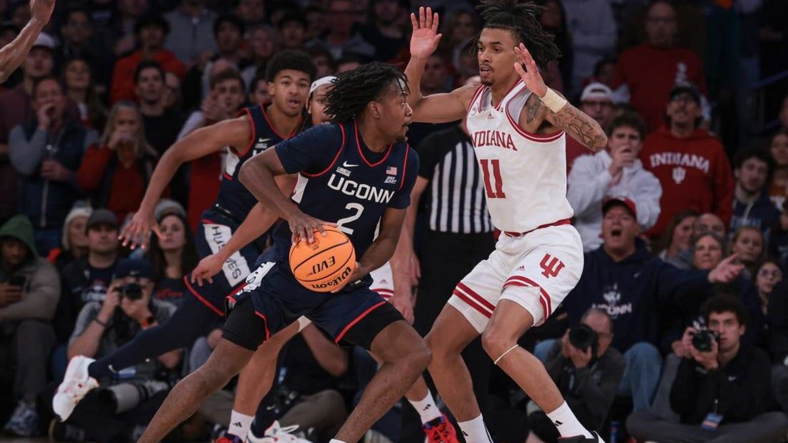 No. 5 UConn rolls past Indiana at Empire Classic