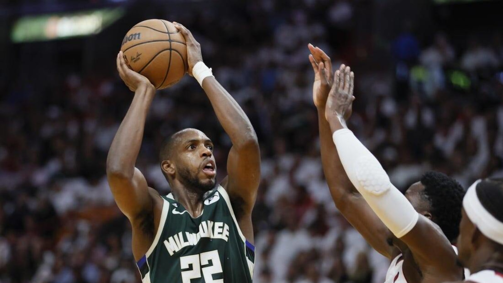 Bucks ‘being smart’ with return of Khris Middleton