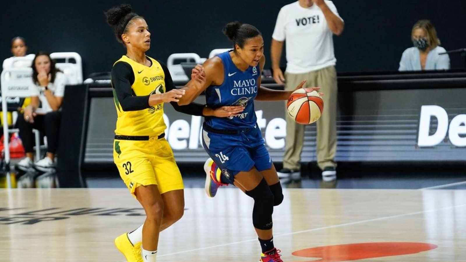 Mercury, Lynx meet with playoff spots dwindling