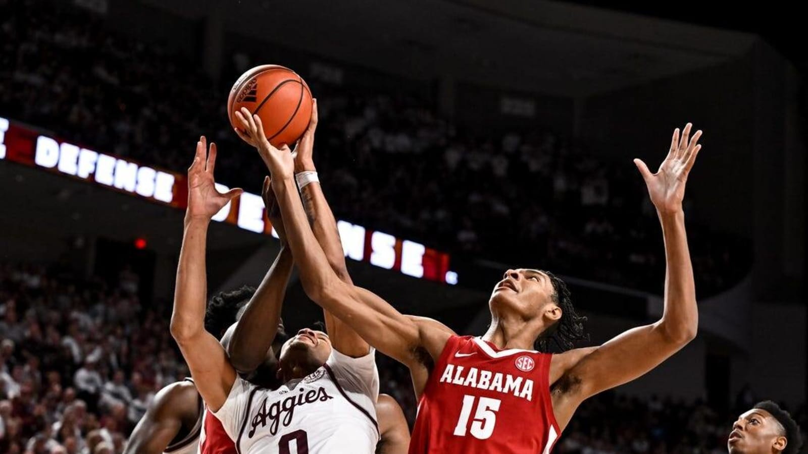 Wade Taylor IV propels No. 24 Texas A&M past No. 2 Alabama