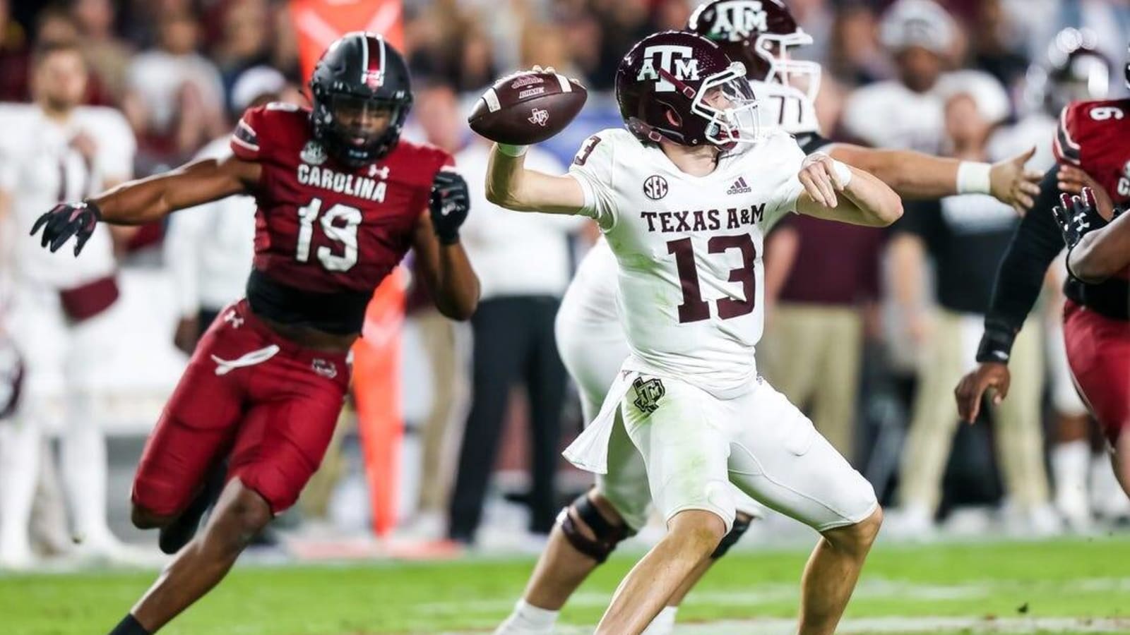 South Carolina topples Texas A&M, wins fourth straight