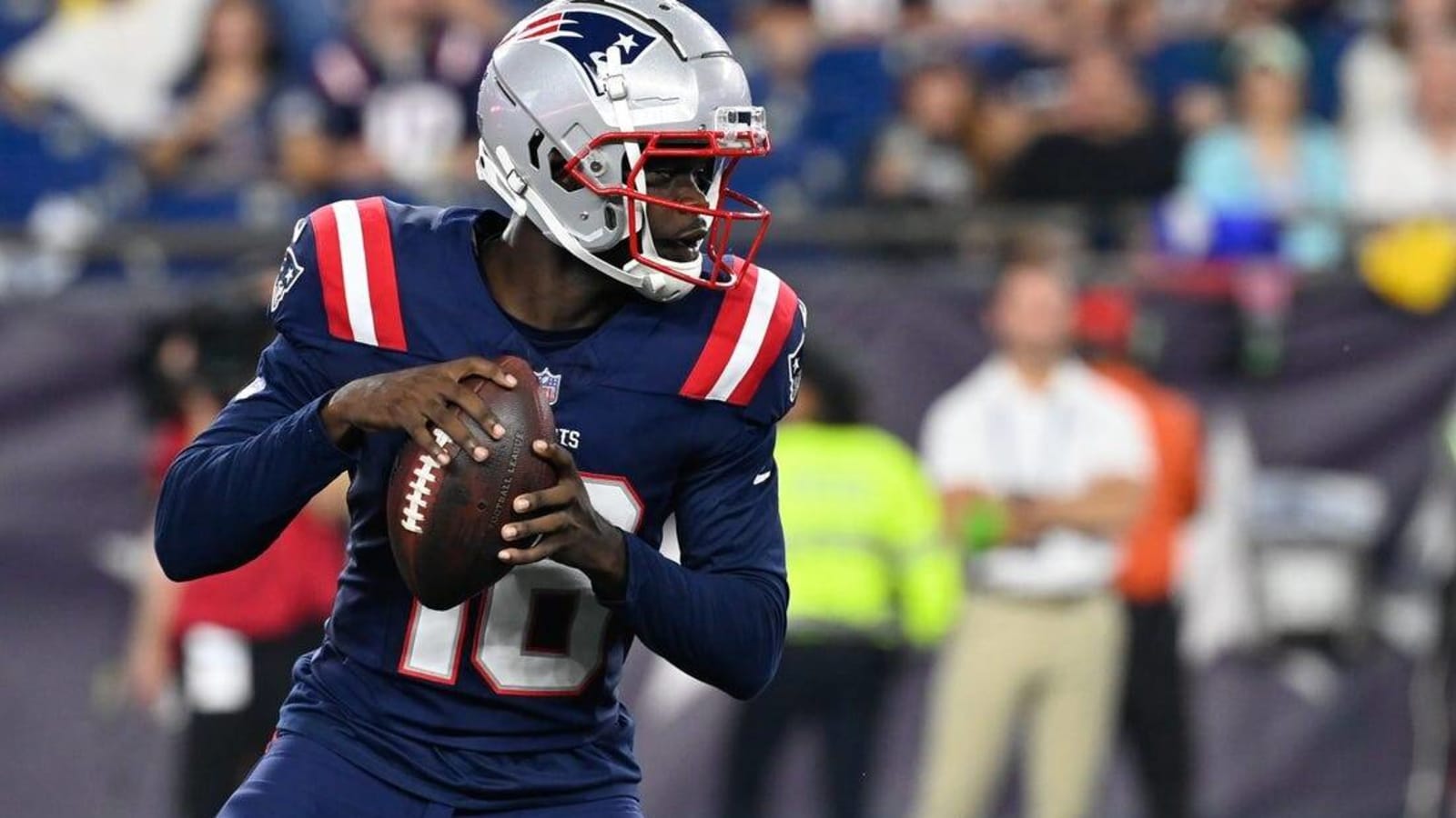 Patriots release QB Malik Cunningham