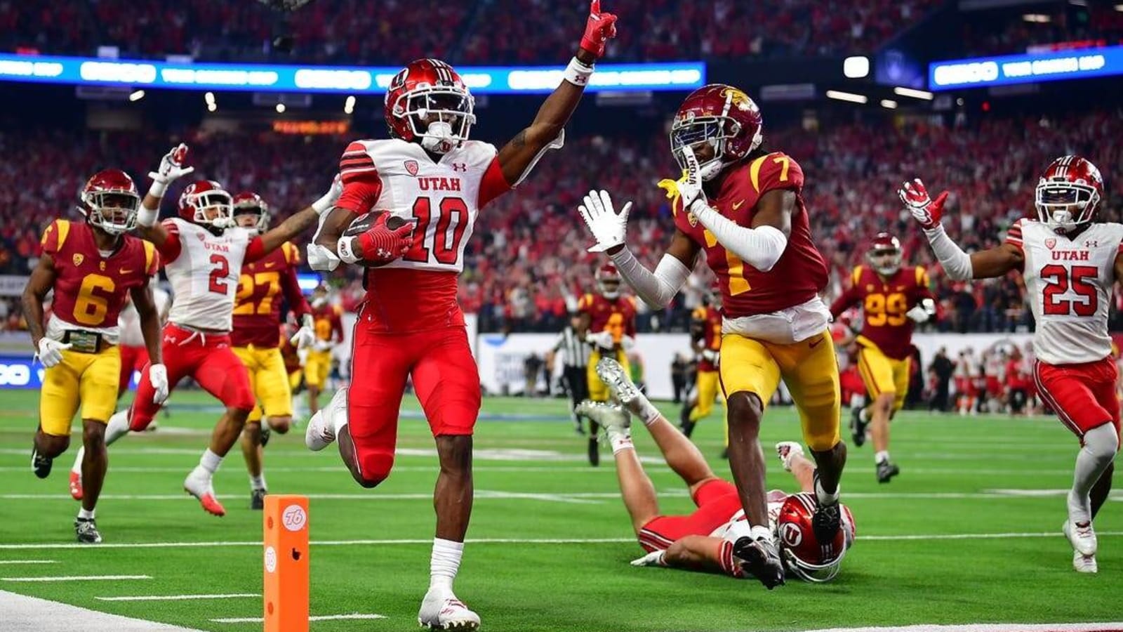 No. 11 Utah ends No. 4 USC&#39;s playoff hopes with Pac-12 title win