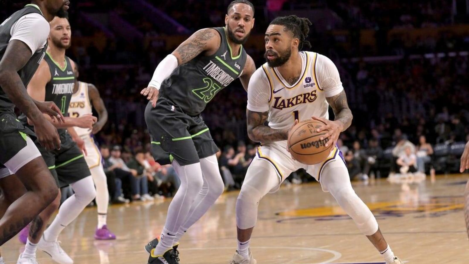 Wolves rise to No. 1 spot in West with win over Lakers | Yardbarker
