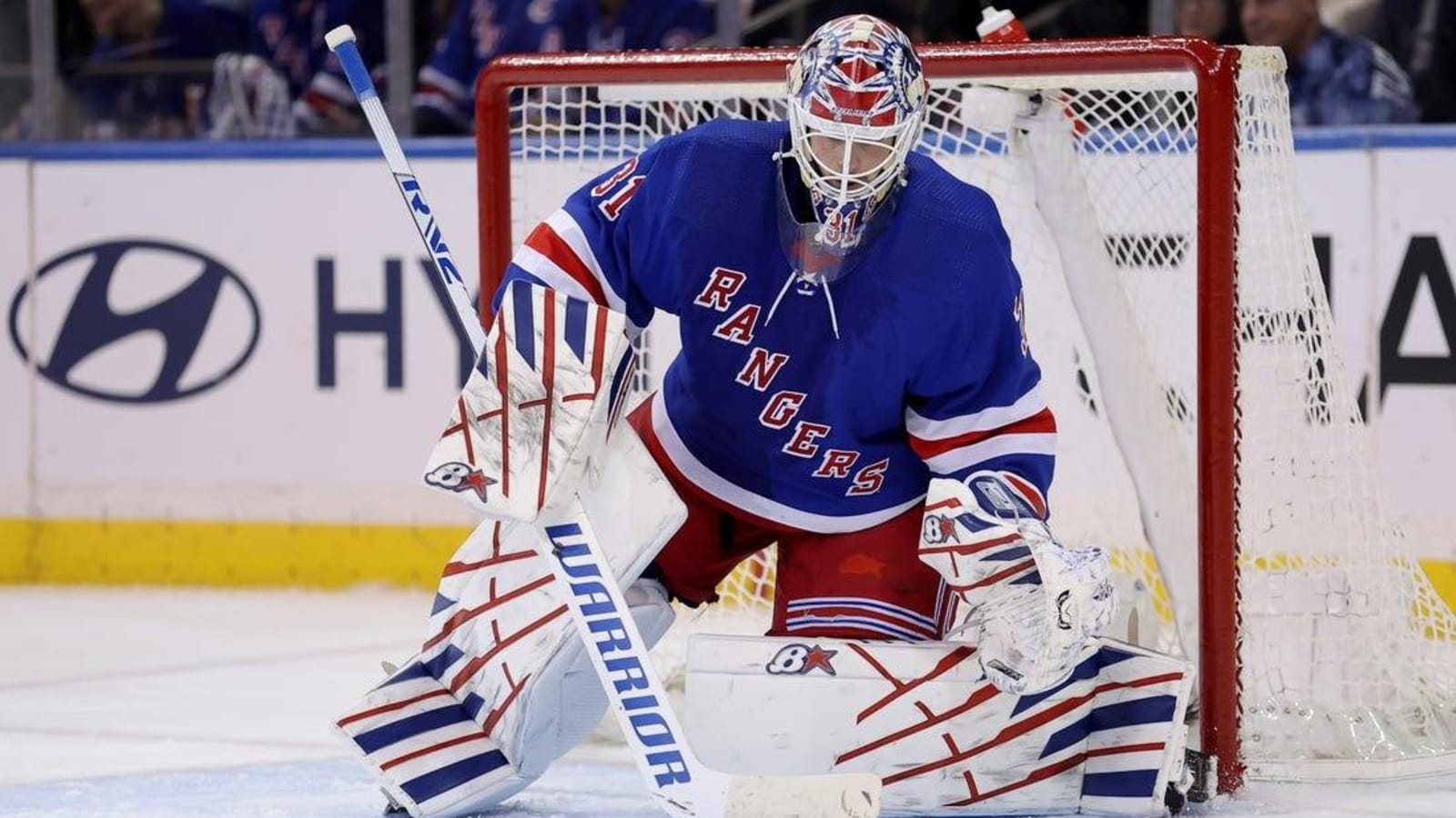 Igor Shesterkin lifts Rangers past Stars for eighth straight win