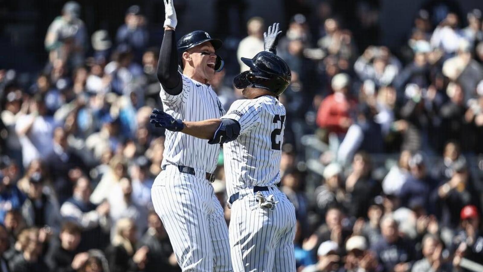 Giancarlo Stanton hits grand slam, Yankees top Jays to move to 8-2