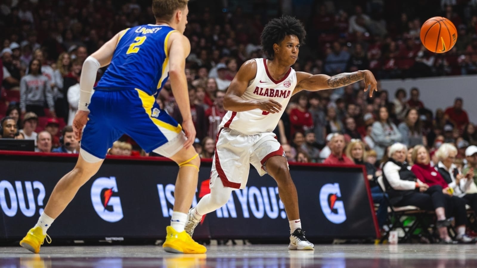 Top 25 roundup: No. 5 Alabama routs South Dakota State