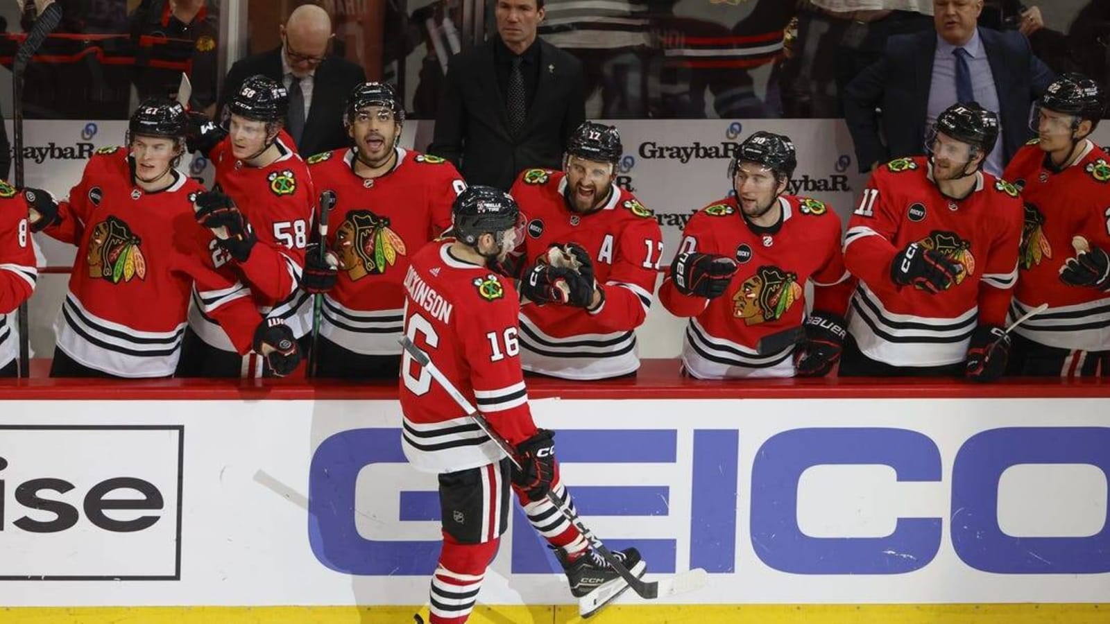 Blackhawks ride rare win streak into game at Ottawa