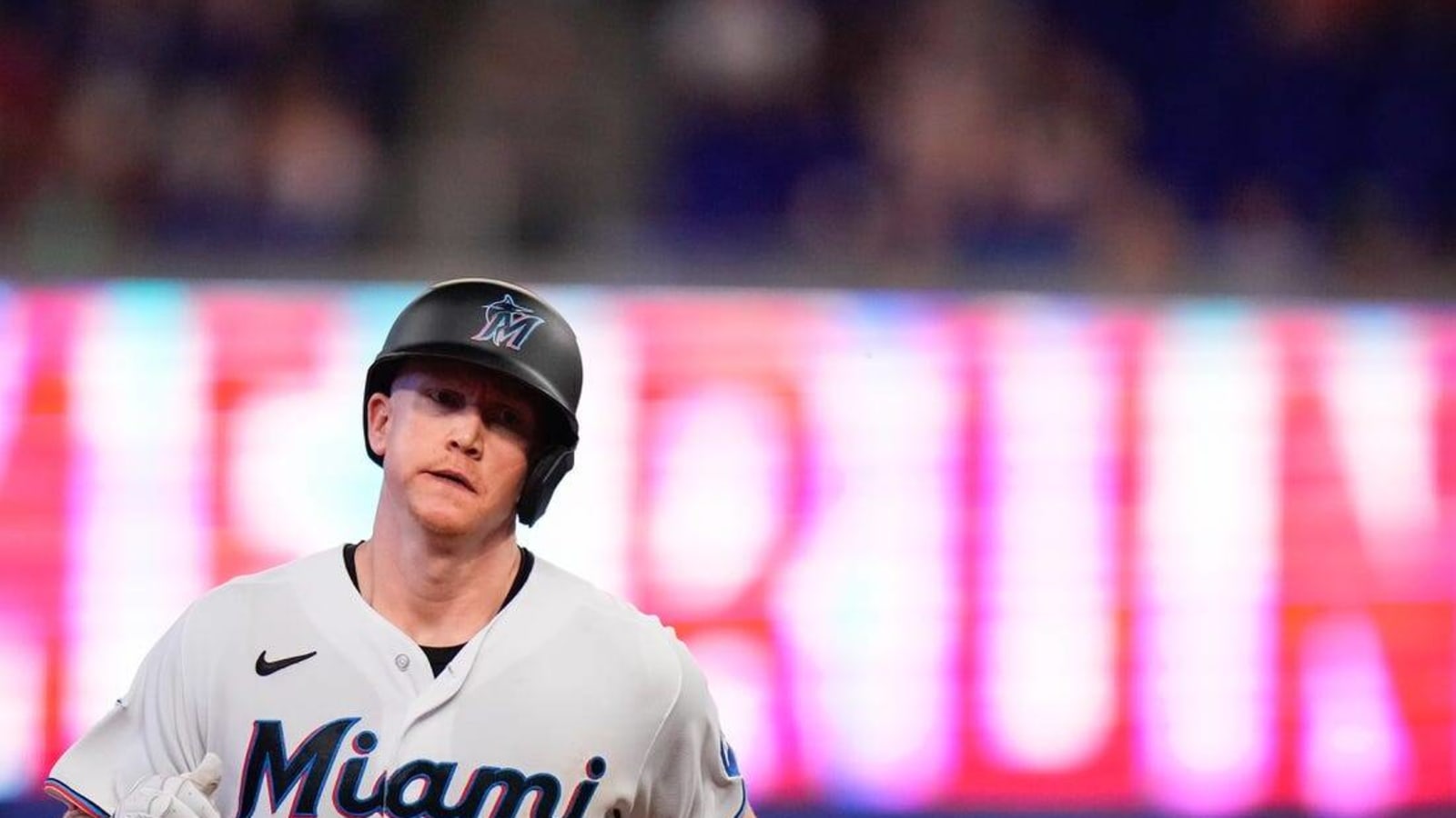 Hot-hitting Marlins pursue another win over Cardinals