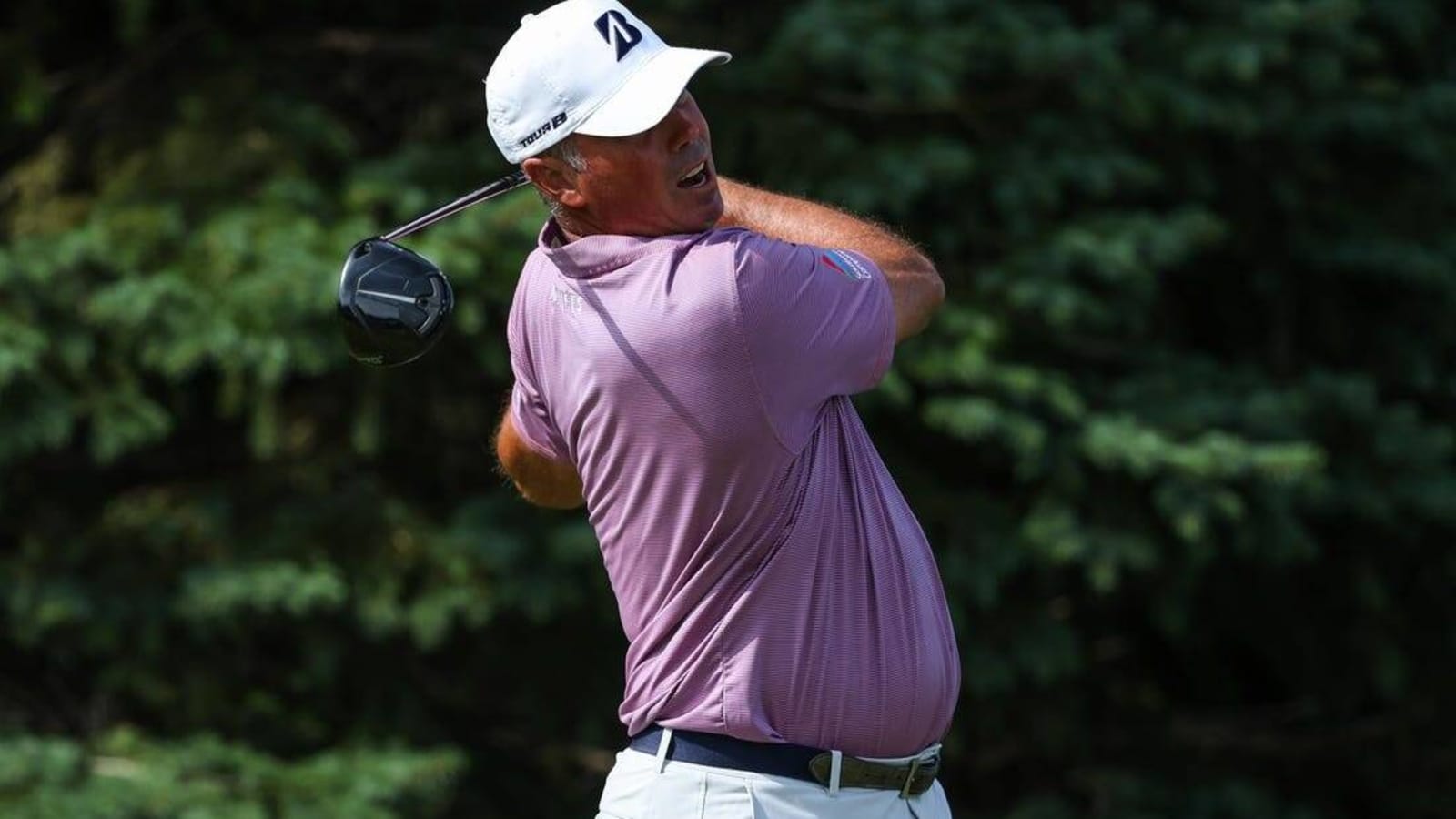 Matt Kuchar, Camilo Villegas tied for lead at World Wide