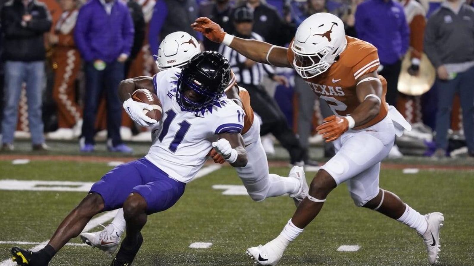 Defense leads No. 4 TCU to gritty win over No. 18 Texas