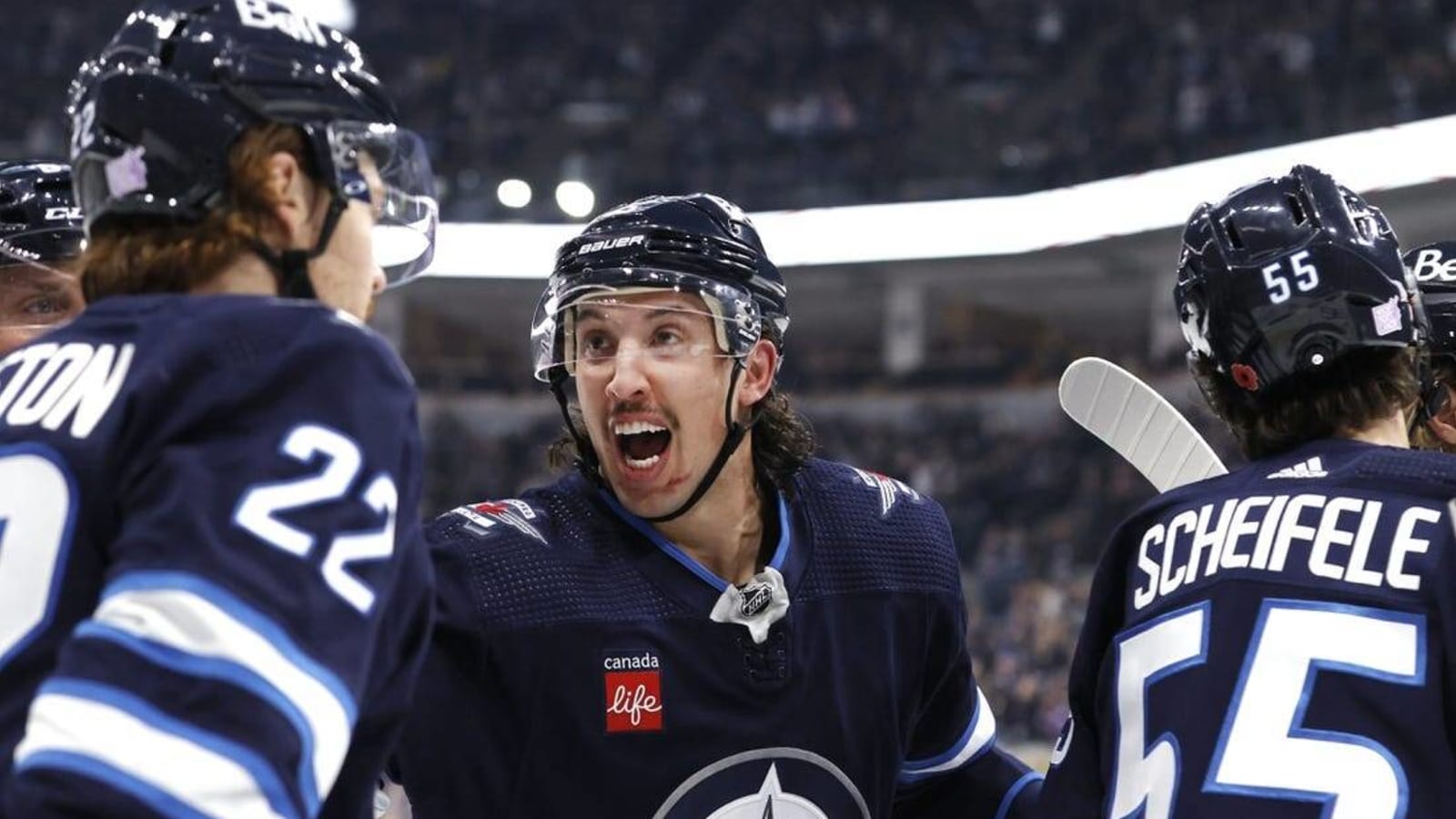 Mark Scheifele tallies twice as Jets rout Stars