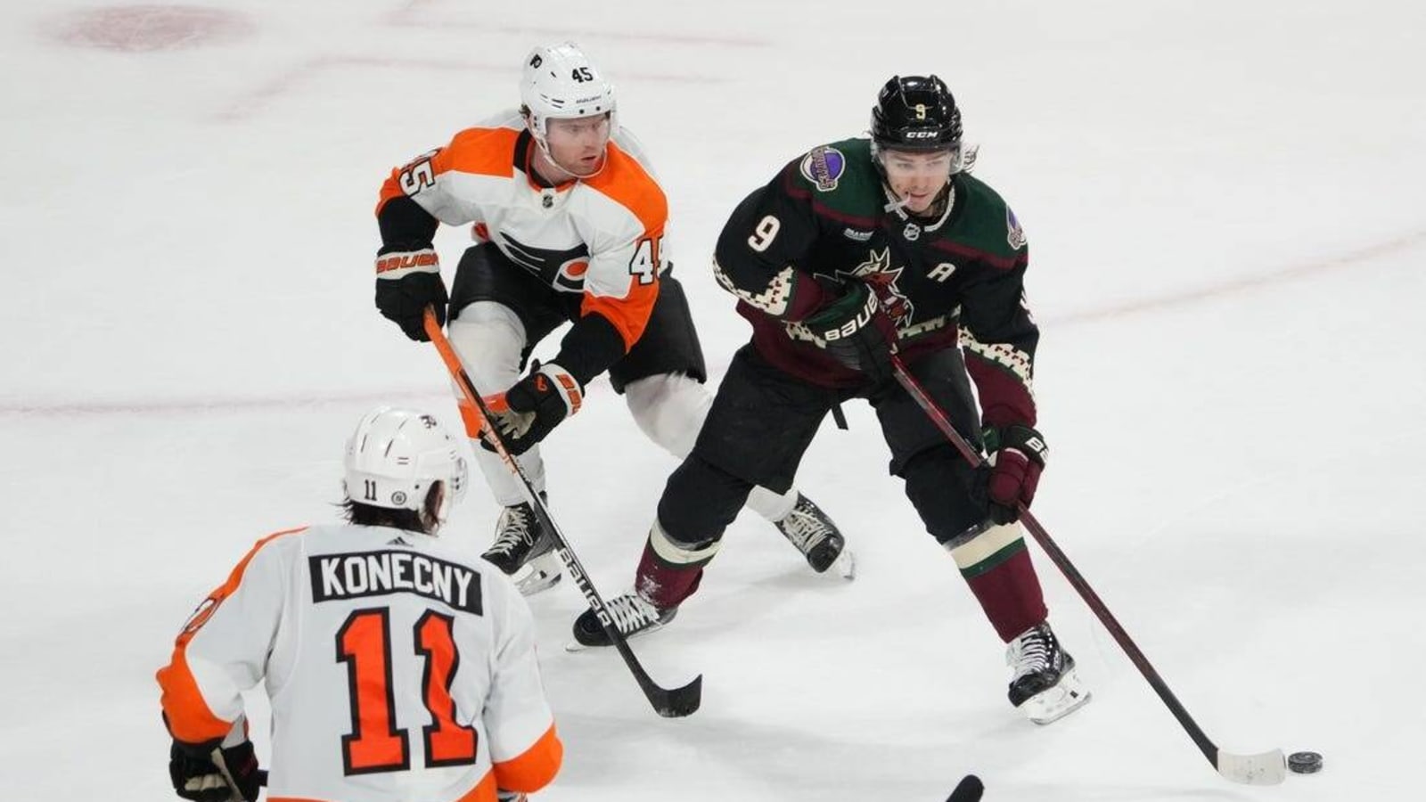 NHL roundup: Clayton Keller&#39;s hat trick lifts Coyotes over Flyers in OT