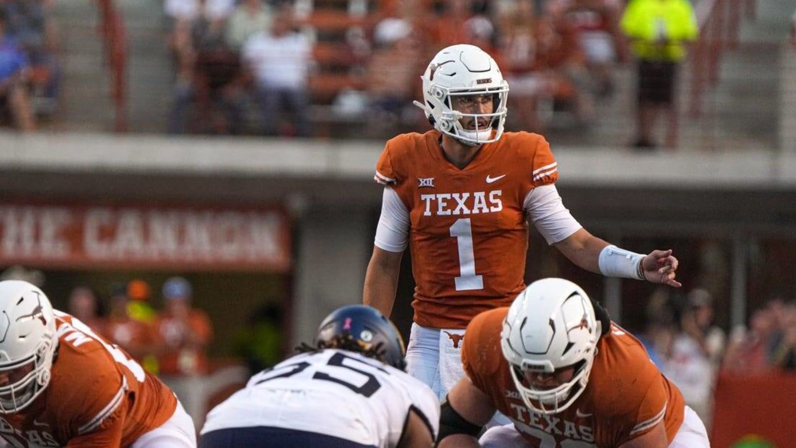 Reports: Texas QB Hudson Card to enter transfer portal