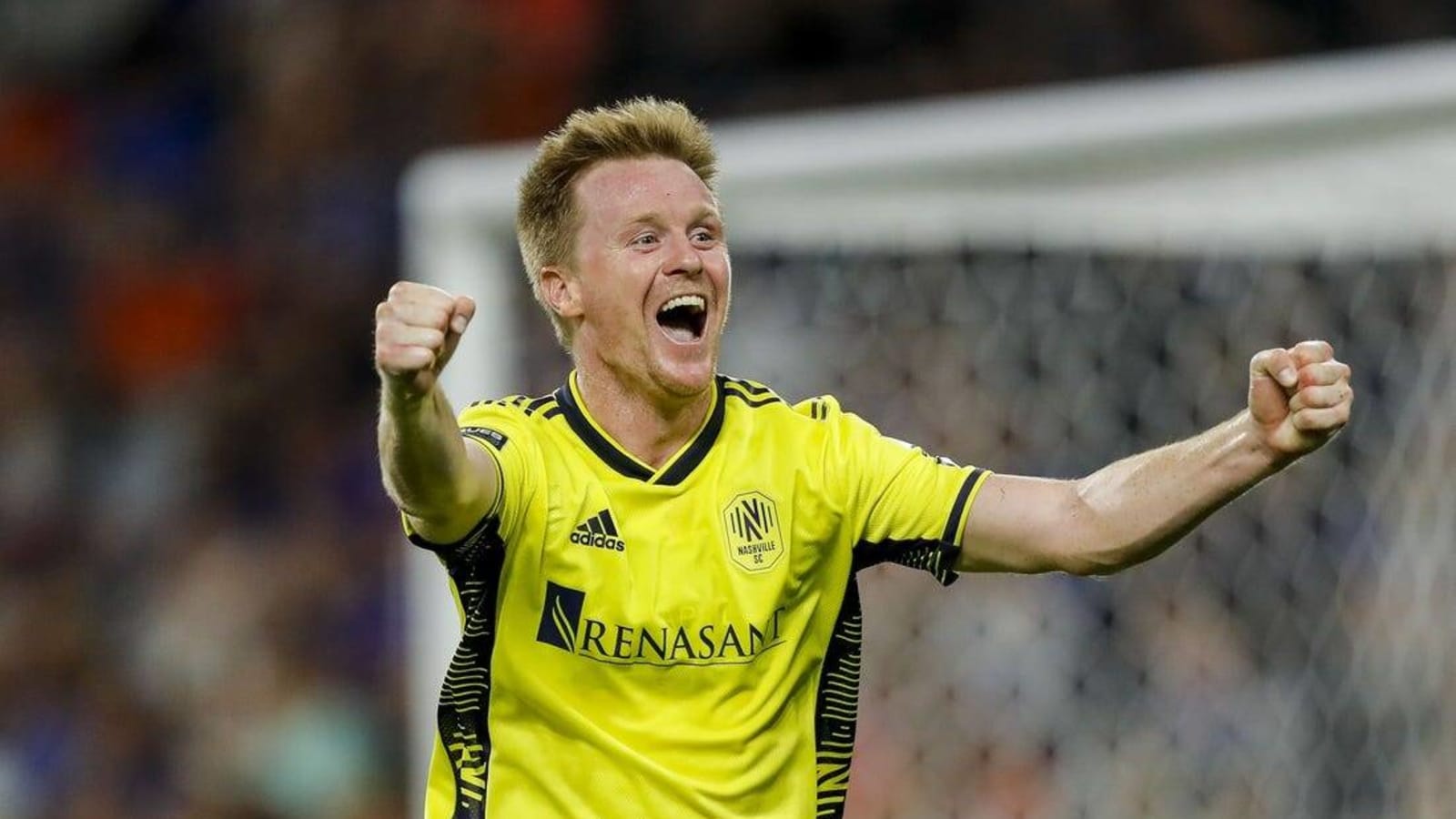 Dax McCarty signs with Atlanta for a 19th MLS season