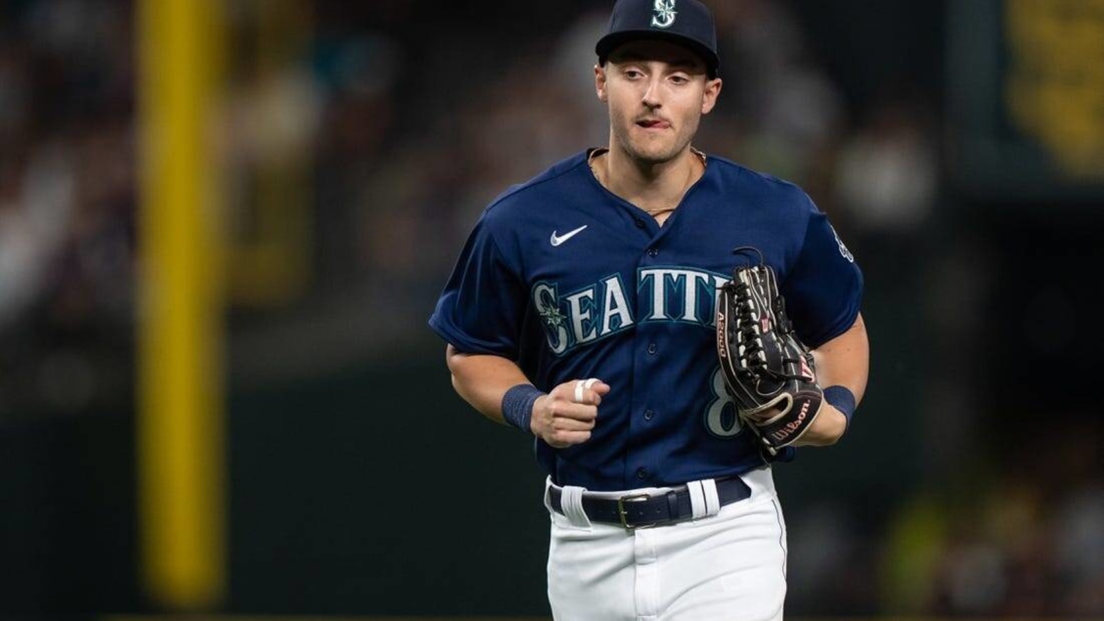 Mariners&#39; playoff push continues as they visit White Sox