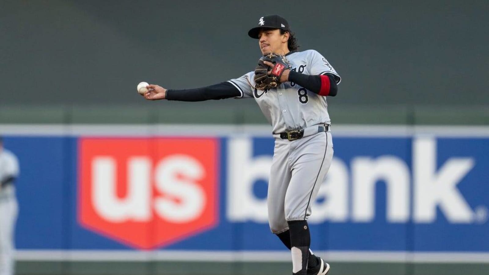 Twins rally for walk-off win vs. reeling White Sox