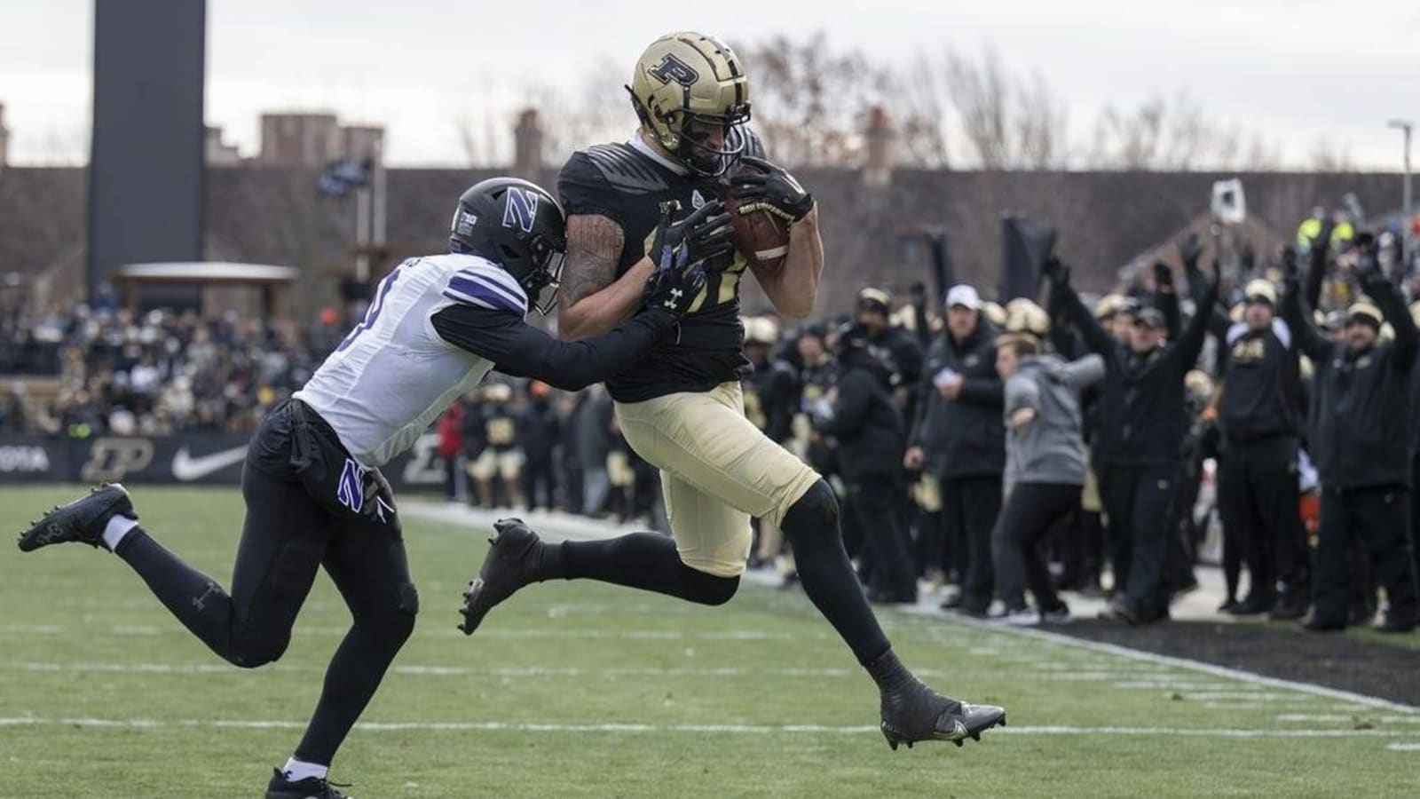 Purdue stays alive in Big Ten West by beating Northwestern