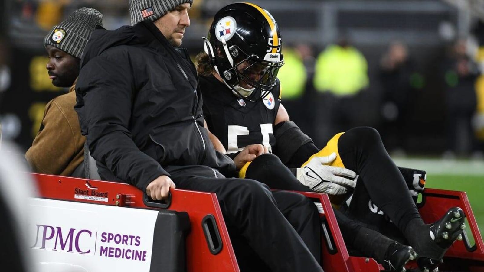 Report: Steelers LB Cole Holcomb (knee) out for season