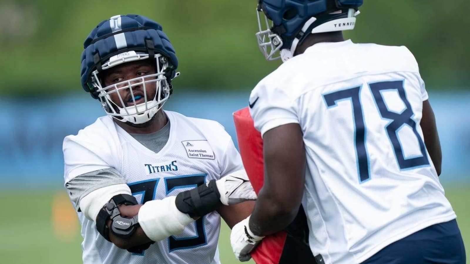 Two fights result in release of Titans starting RT Jamarco Jones