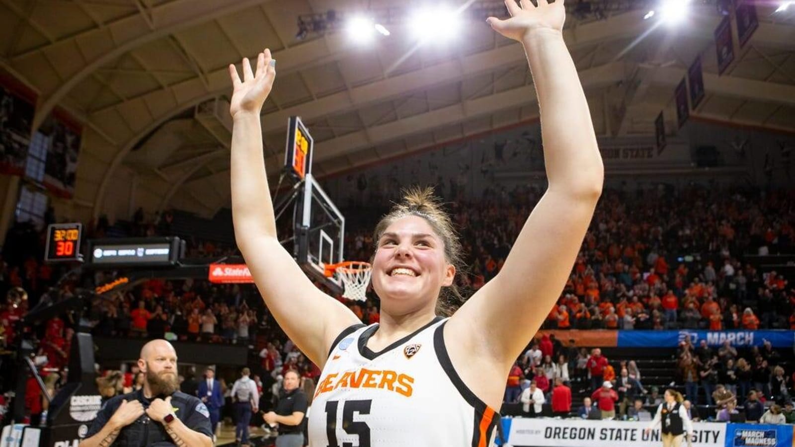 Oklahoma lands coveted transfer Raegan Beers from Oregon St.