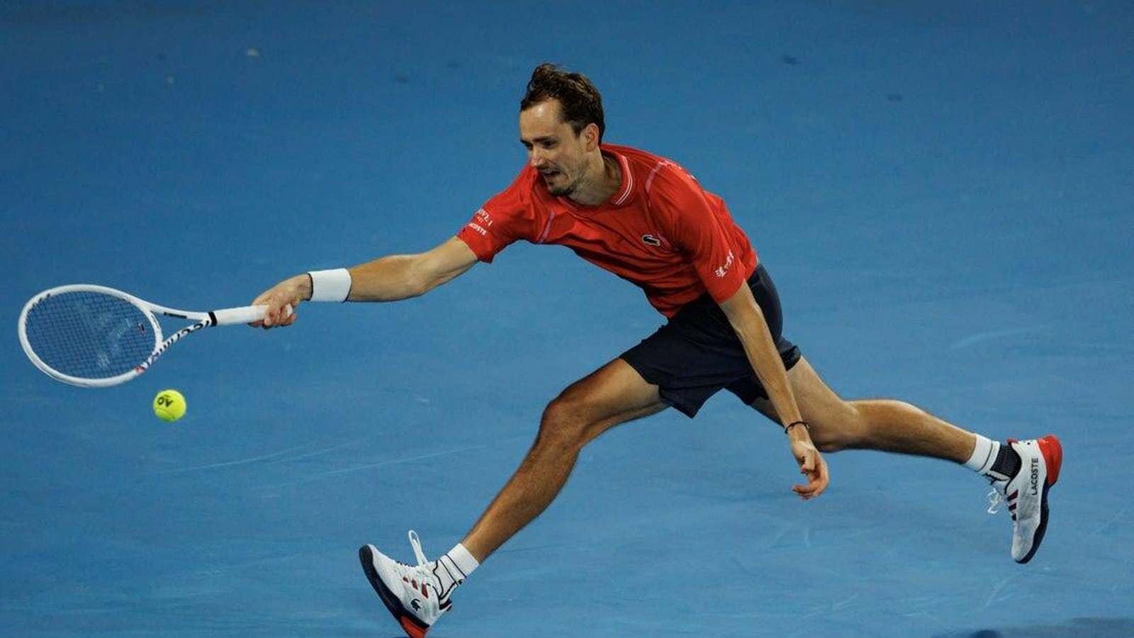 Daniil Medvedev snaps Novak Djokovic&#39;s 20-match win streak