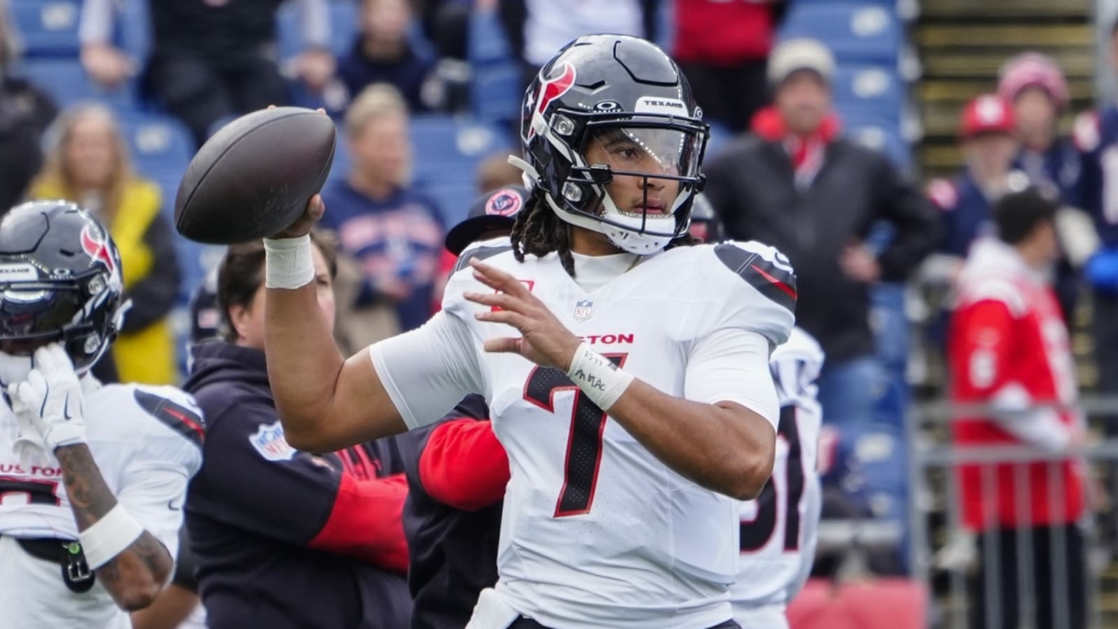 Streaking Texans expect challenge from Packers