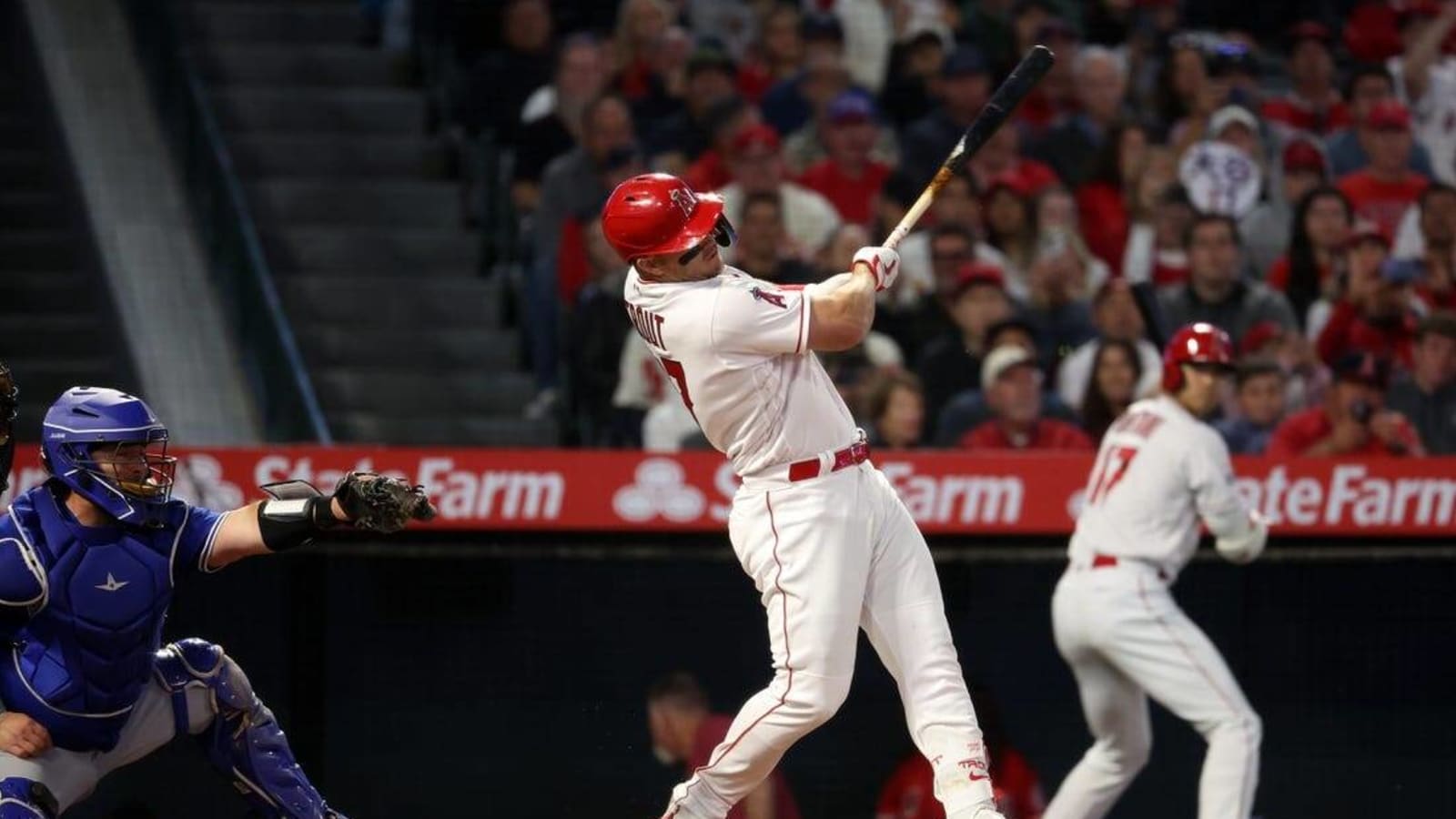 Mike Trout hits one of Angels&#39; three homers in win over Jays